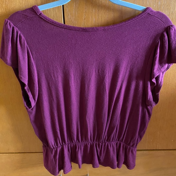 Purple top - Picture 2 of 2
